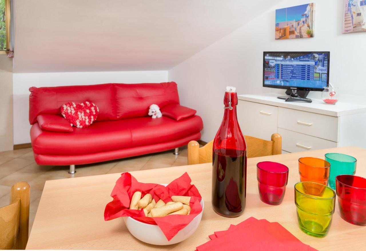 Centralissime Mansarde Piazza Brescia Apartment